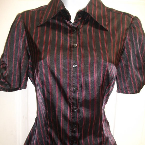 Le Chateau Satin Blouse Size Small --- - Picture 3 of 3